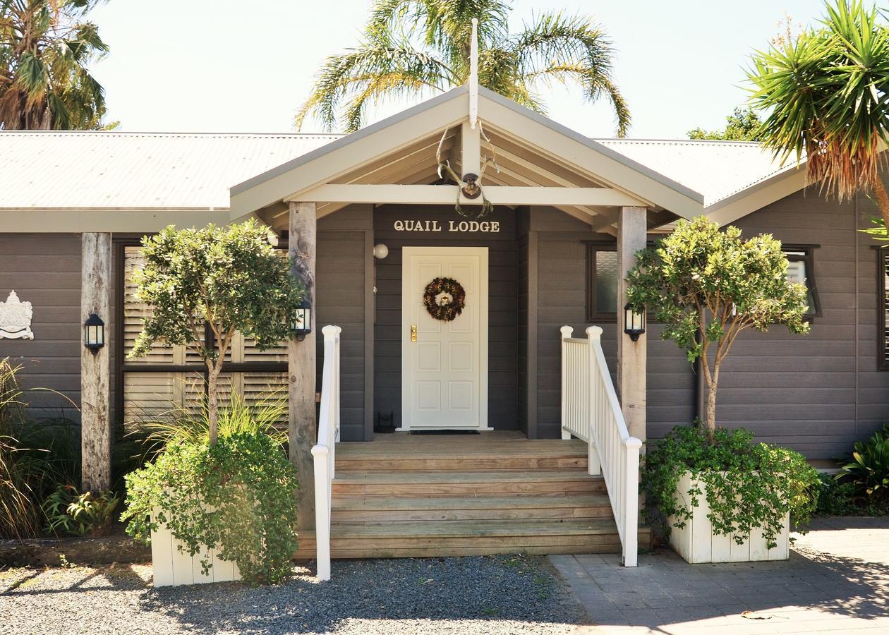 Quail Lodge Nz Snells Beach Exterior photo